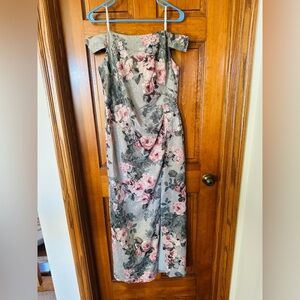 Adrianna Papell  Floral Off-Shoulder gown with floral print